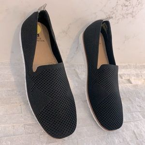 NWOT - Spring canvas Slip-On!